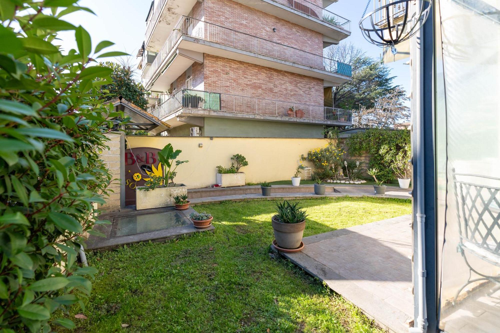Bed and Breakfast Sole Рим Екстер'єр фото